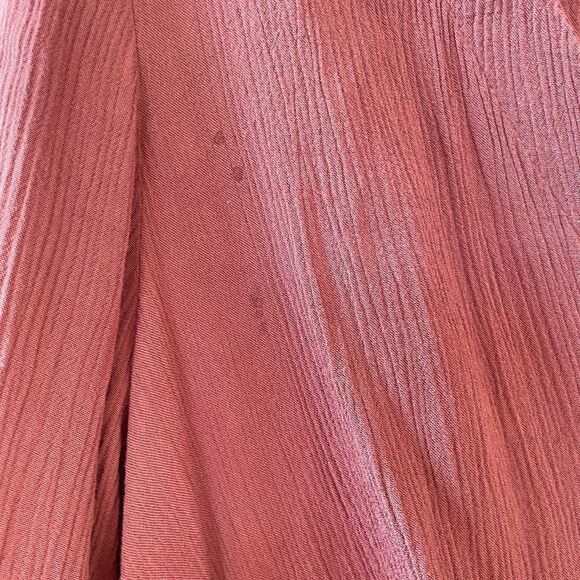 A.N.A. Rose Crepe Twist Hem Button Down S - Picture 10 of 10